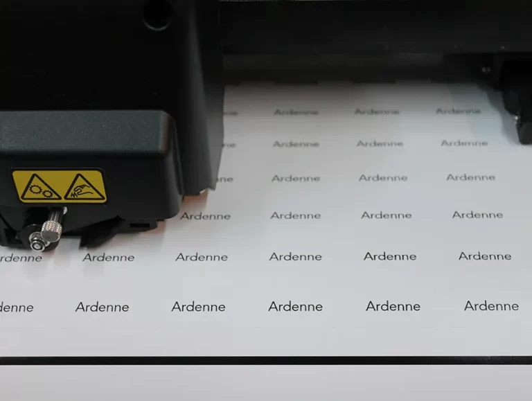 Professionele bedrukking van stickers op maat bij TM Digital in Stabroek